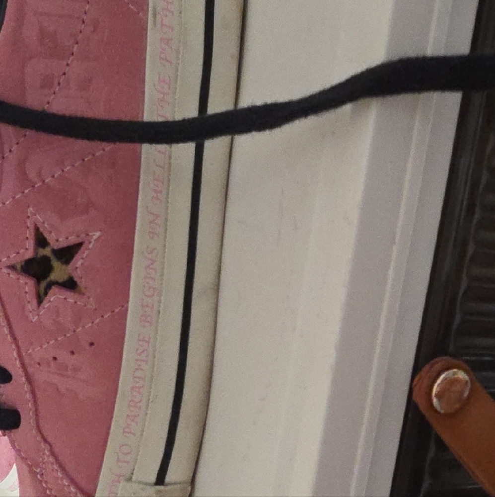 Converse Pink Women's Sneakers with Black Accents - Picture 4 of 4